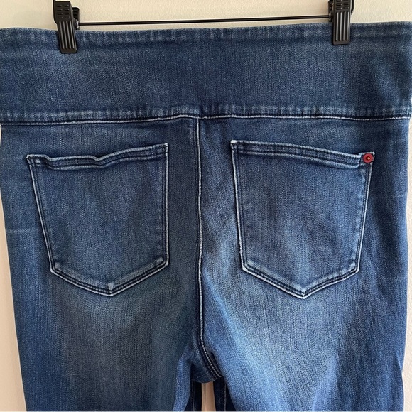 Spanx Women's The Signature Straight Leg Stretch High Rise Jean Size 32 - Picture 5 of 11